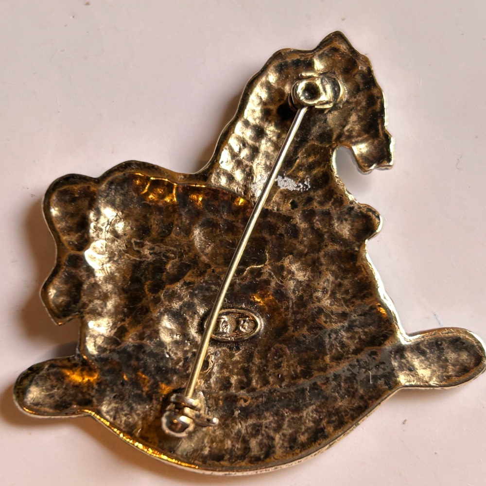 Vintage Rocking Horse Christmas Brooch Signed LF Gold Tone Enamel Holiday Pin - Picture 2 of 6